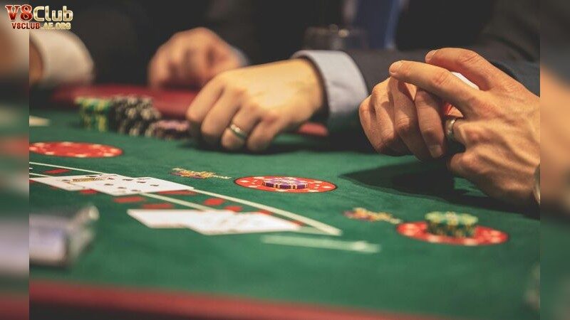 Hiểu Luật Chơi Poker Online Cần Thiết Như Thế Nào?